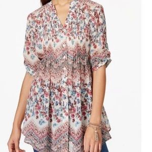 Beautiful flowy pattern dress: American Rag Cie